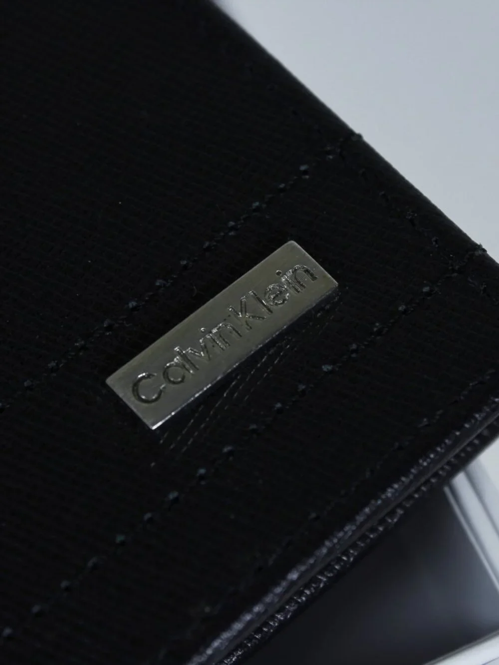 Original Calvin Klein Leather Wallet with RFID Protection – New in‎ Box